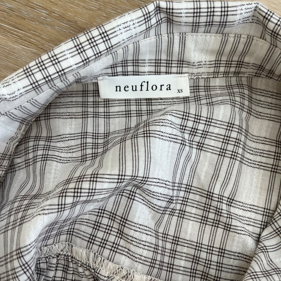 Neuflora Plaid Button-Up Blouse - Picture 2 of 2